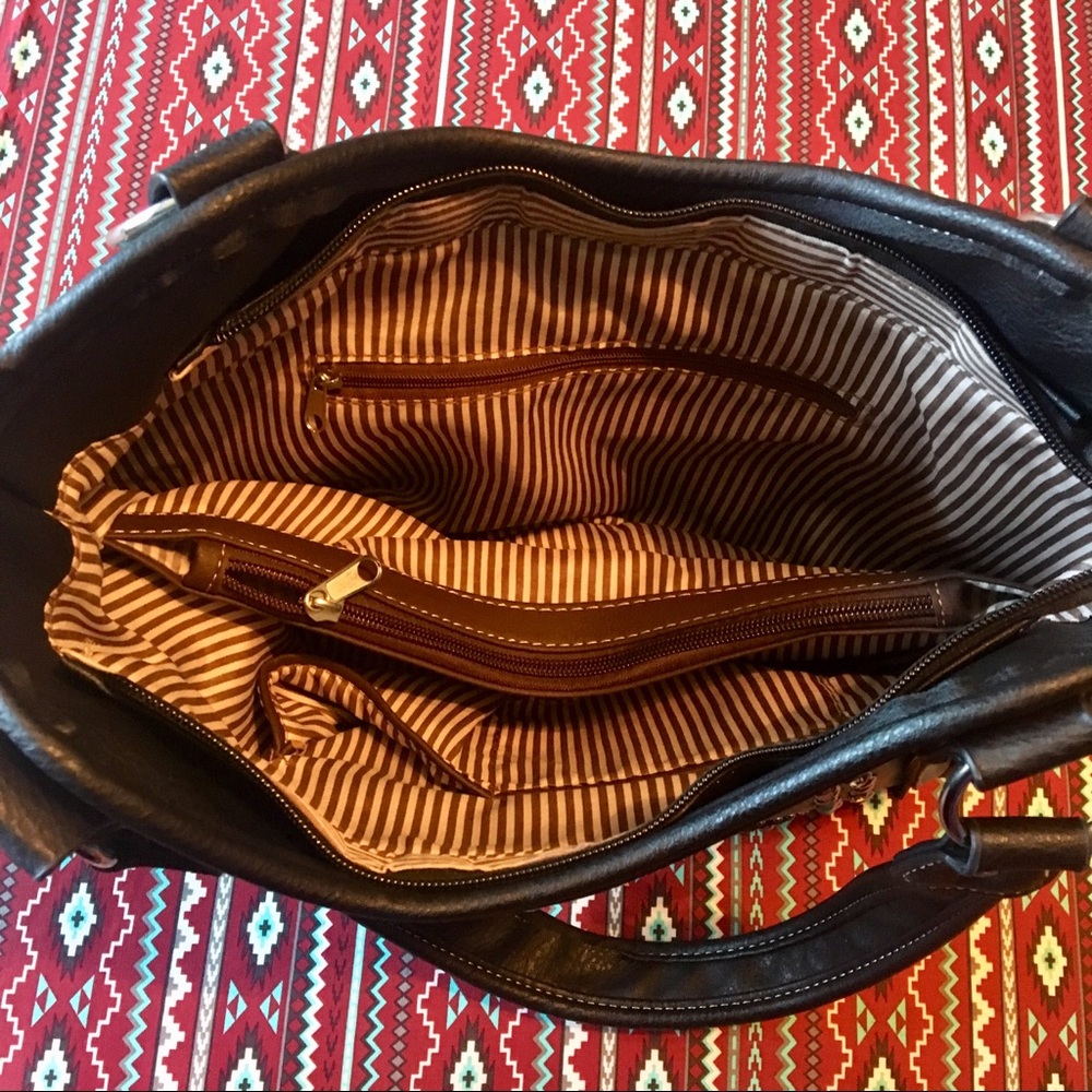 Incredible embroidered/studded Southwestern Purse - Picture 5 of 8